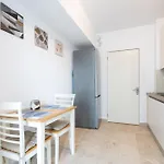 T83 Old Apartment
