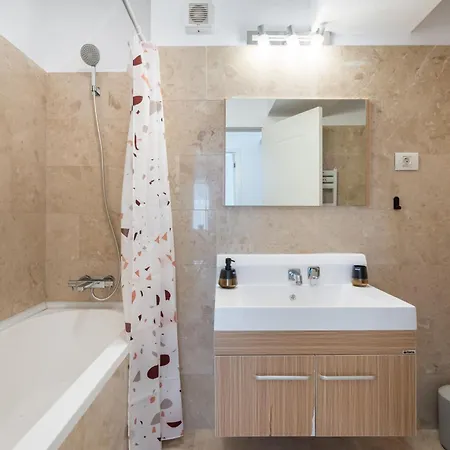 Skyline - Premium 1br In Timpuri Noi Apartment
