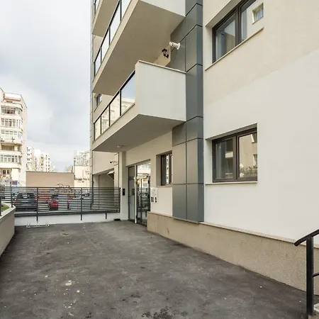 Apartment Skyline - Premium 1br In Timpuri Noi