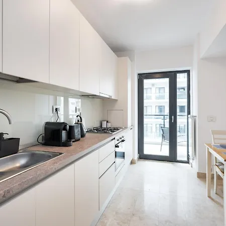Skyline - Premium 1br In Timpuri Noi Apartment