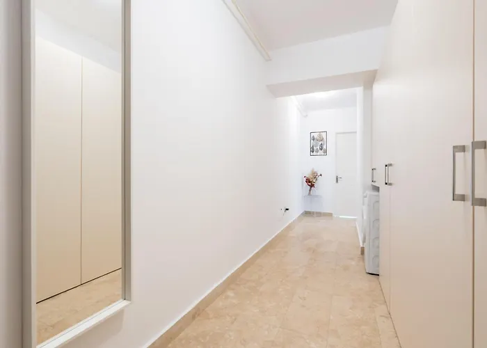 Apartamento T83 Old Bucareste